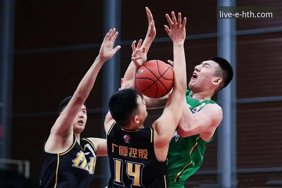 CBA爆冷夜最新战报：皮特森38分弑旧主，福建逆转终结北京四连胜